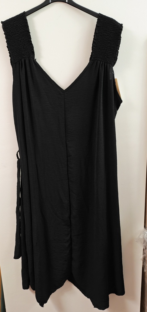 Robe asymétrique "Jun" Noir