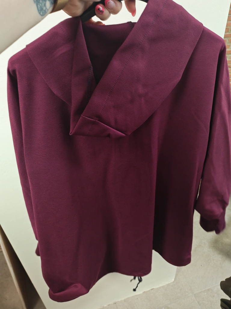 Gilet Steva à capuche aubergine 