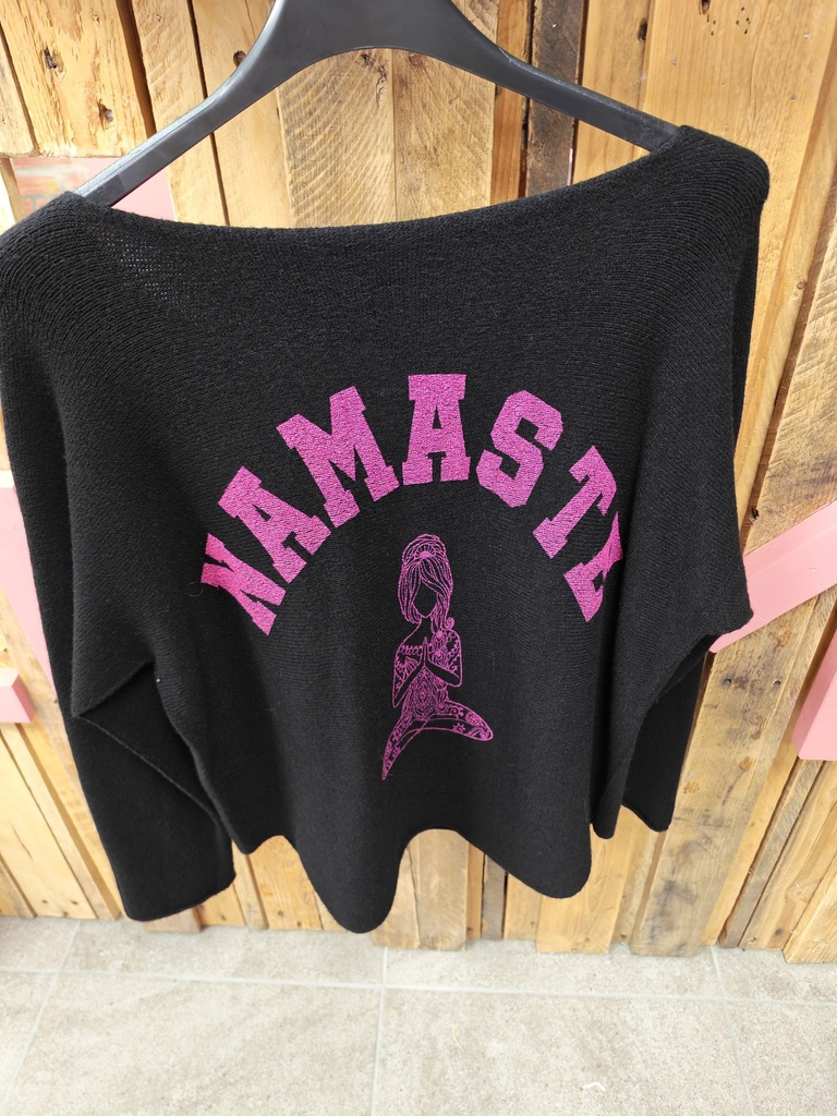 Pull Namasté sans couture écriture rose fluo noir