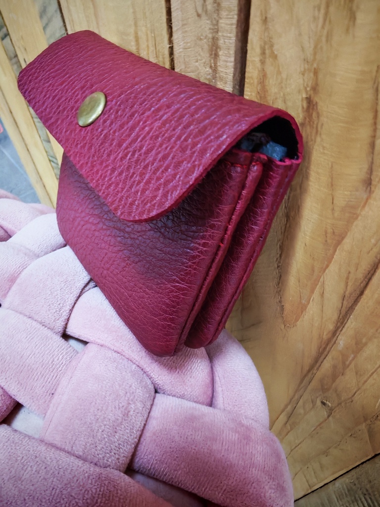 Pochette "Noisetier" 100% cuir Bordeaux
