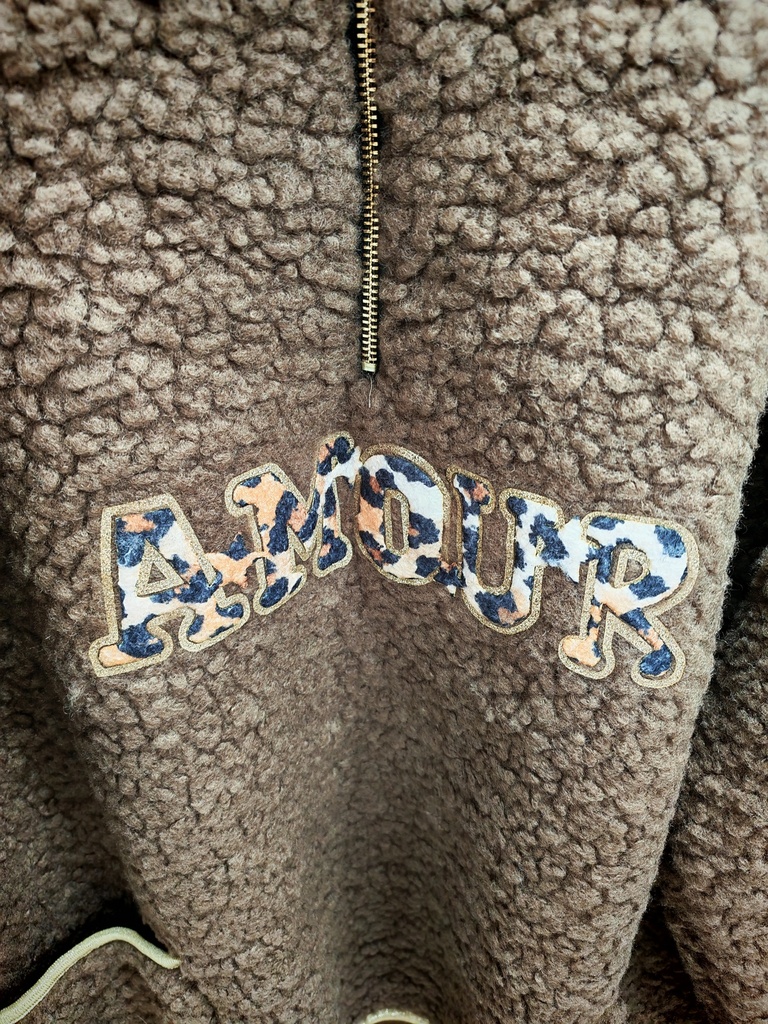 Pull Amour à Bouclettes Chocolat
