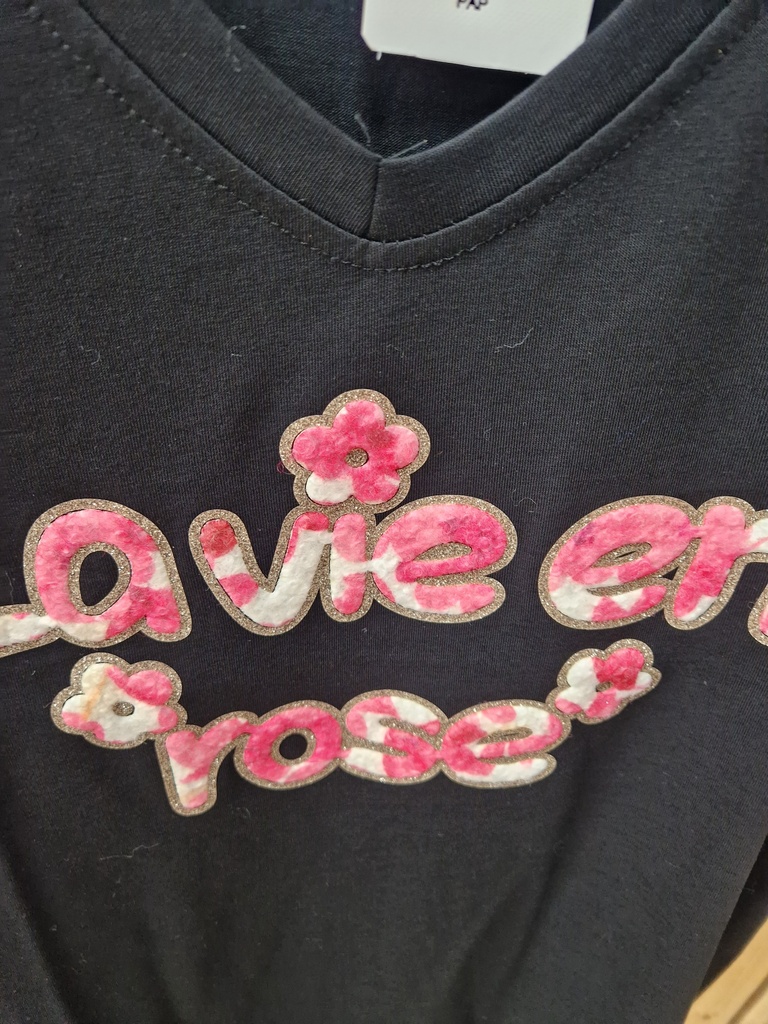 T-shirt "La vie en rose" PT fond noir fuchsia