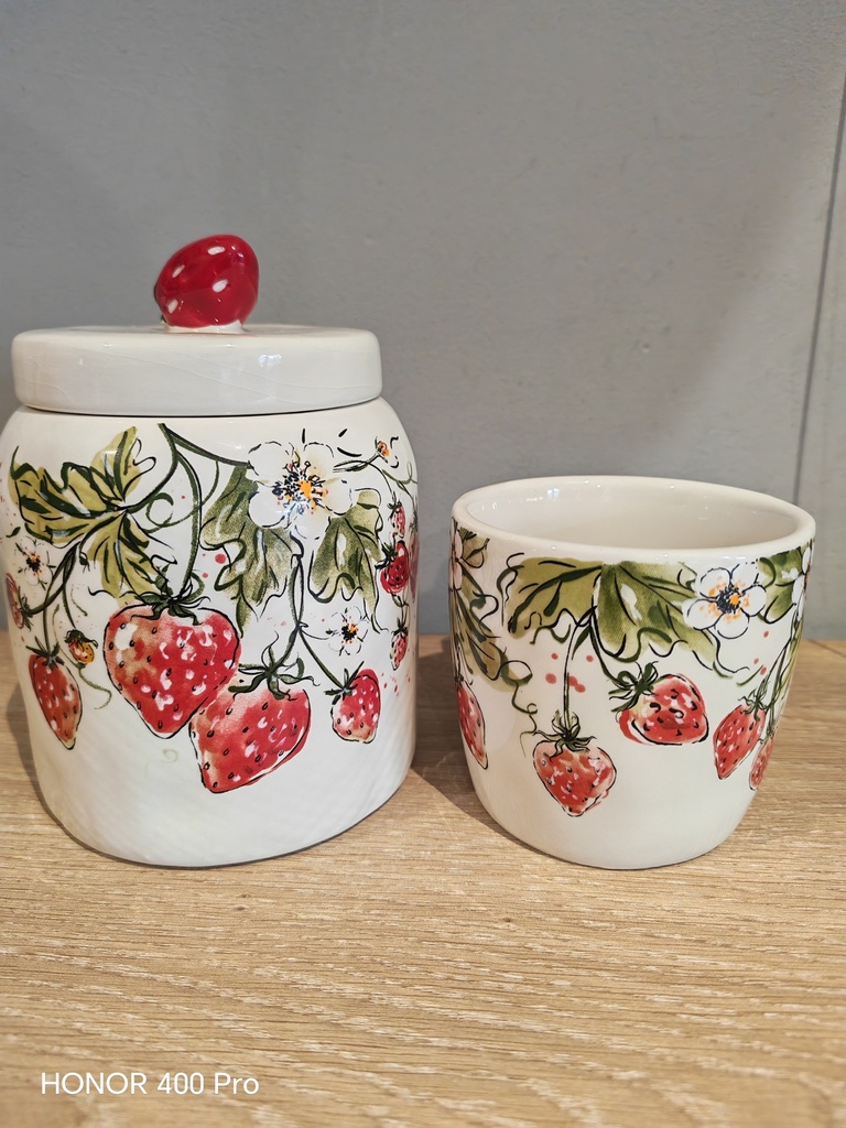 Tasse fraise en porcelaine (copie)