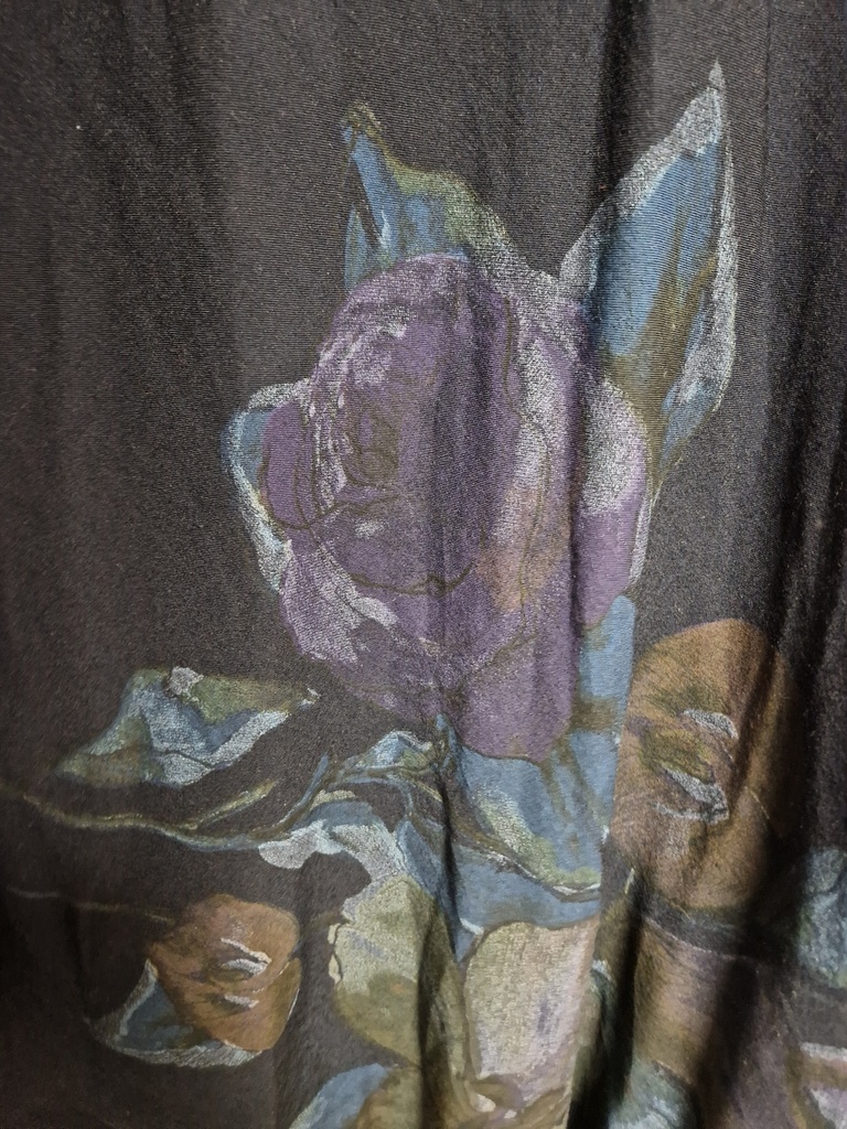 Blouse "Alexina" fleurie marine (TU 46 à 54)