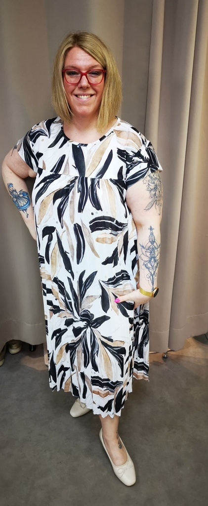 Robe "Lina" fleuries noire