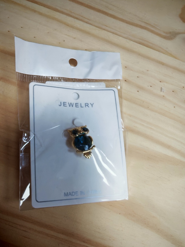 Pin's hibou bleu