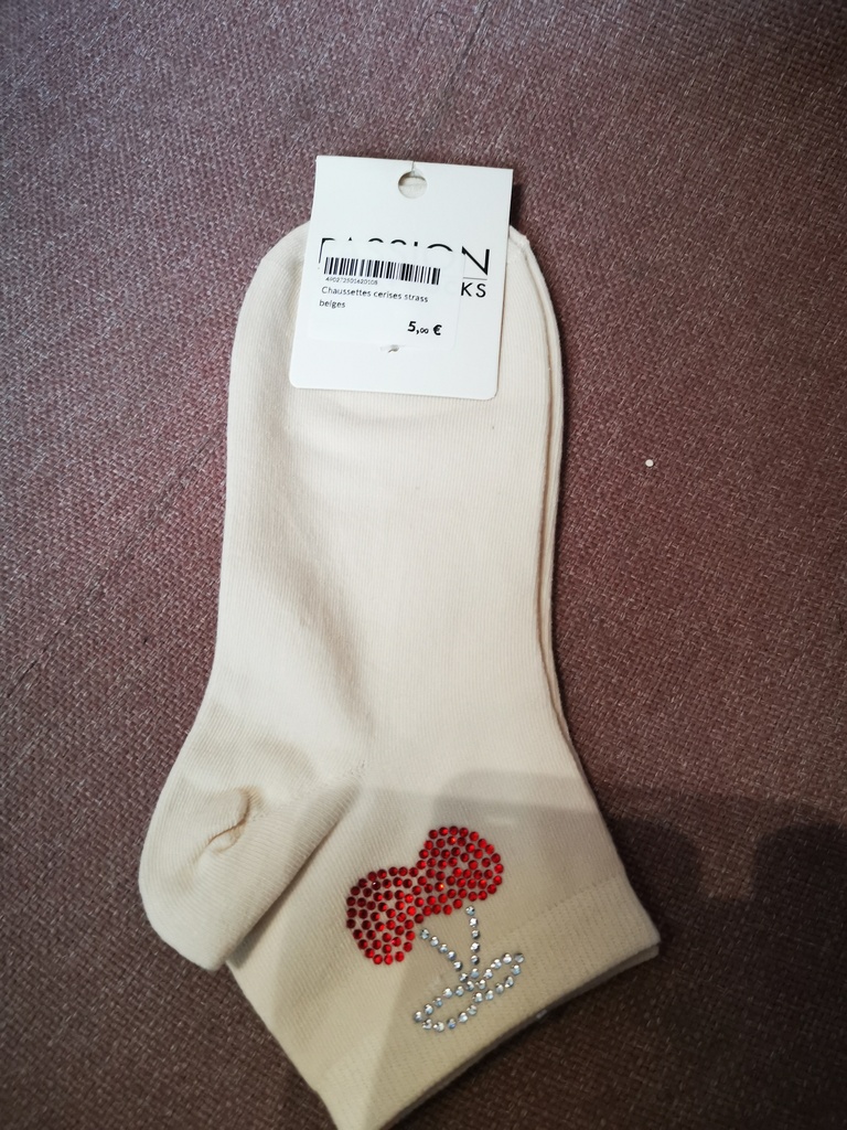 Chaussettes cerises strass beige