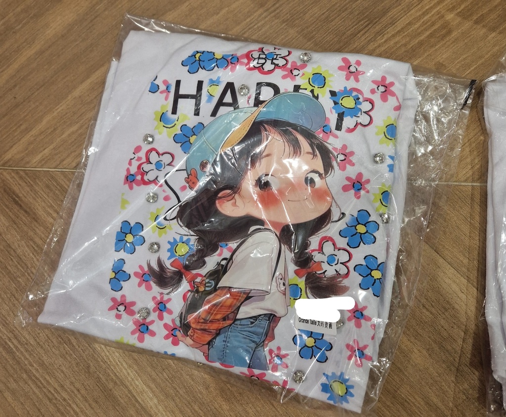 T-shirt "Fillette et casquette" happy