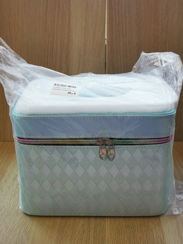 Trio Beauty Case effet matelassé, losanges bleu ciel