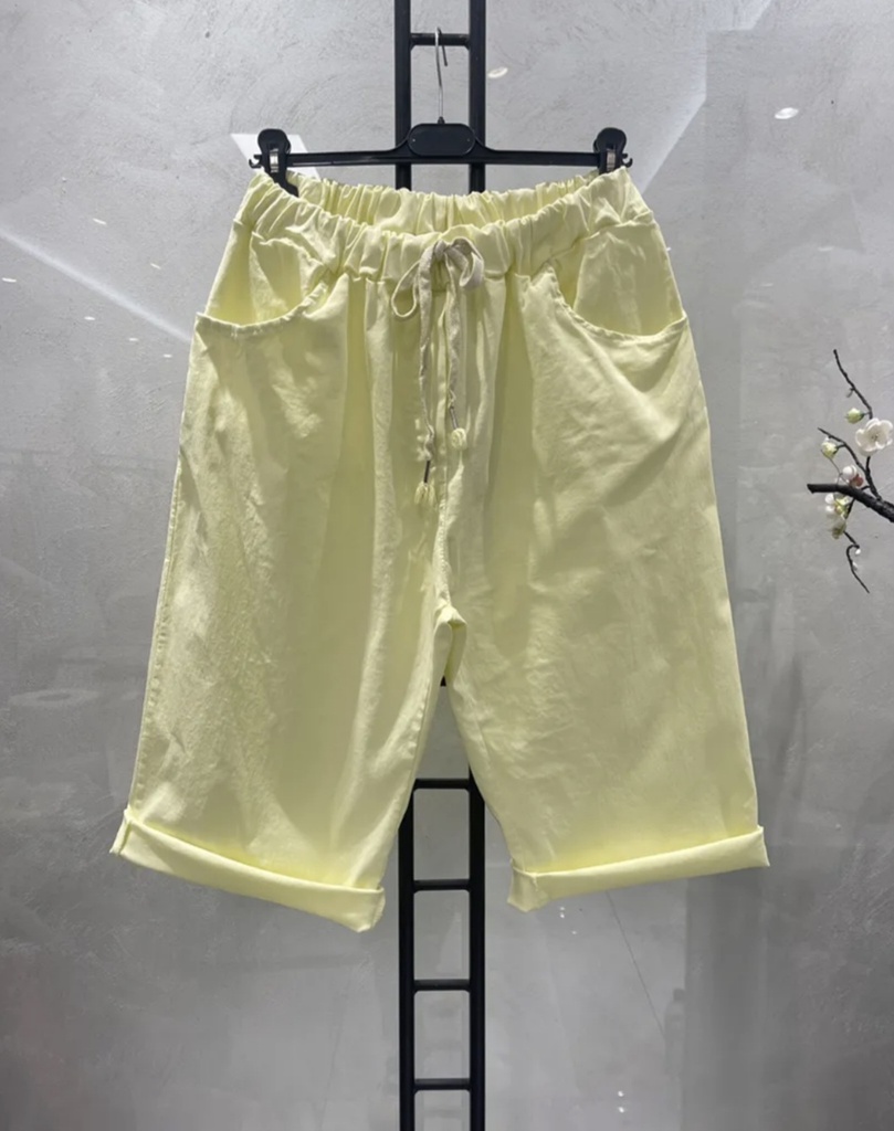 pantacourts "magiques" jaune pâle