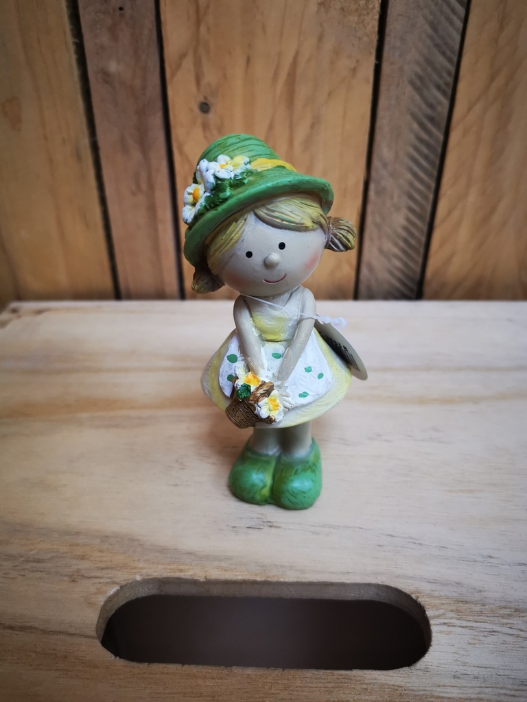 Fille au chapeau et panier, vert et jaune