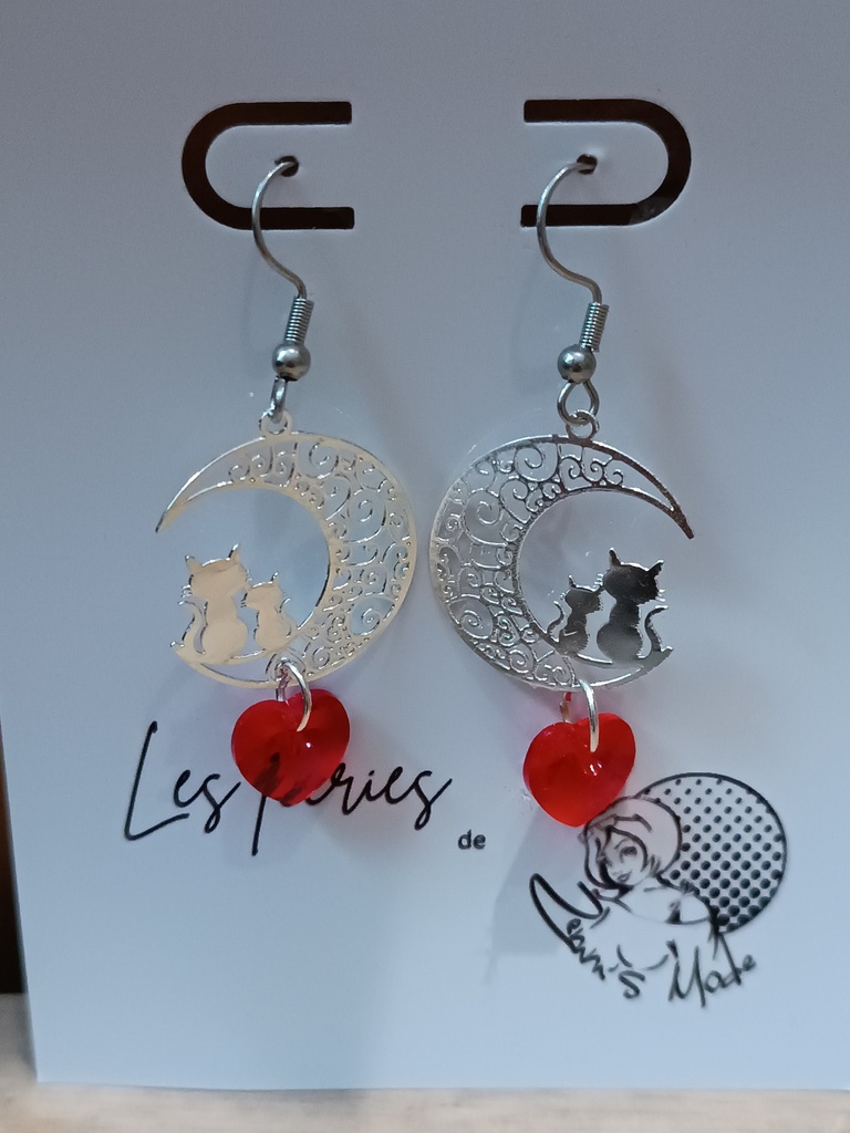 Boucles d'oreilles argentées lunes avec chats & cœurs Siam