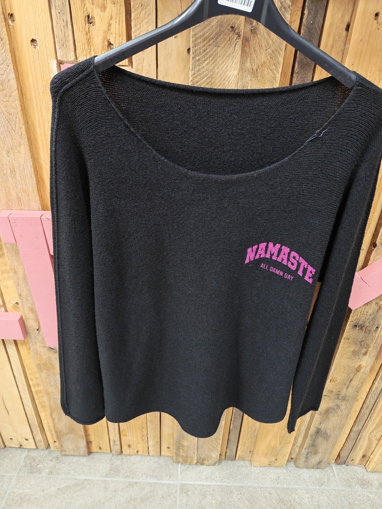 Pull Namasté sans couture écriture rose fluo noir