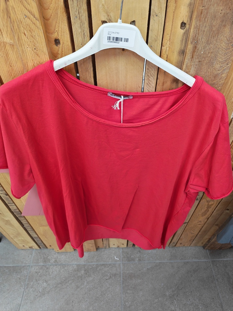 T-shirt col rond asym. "Lilwenn" framboise