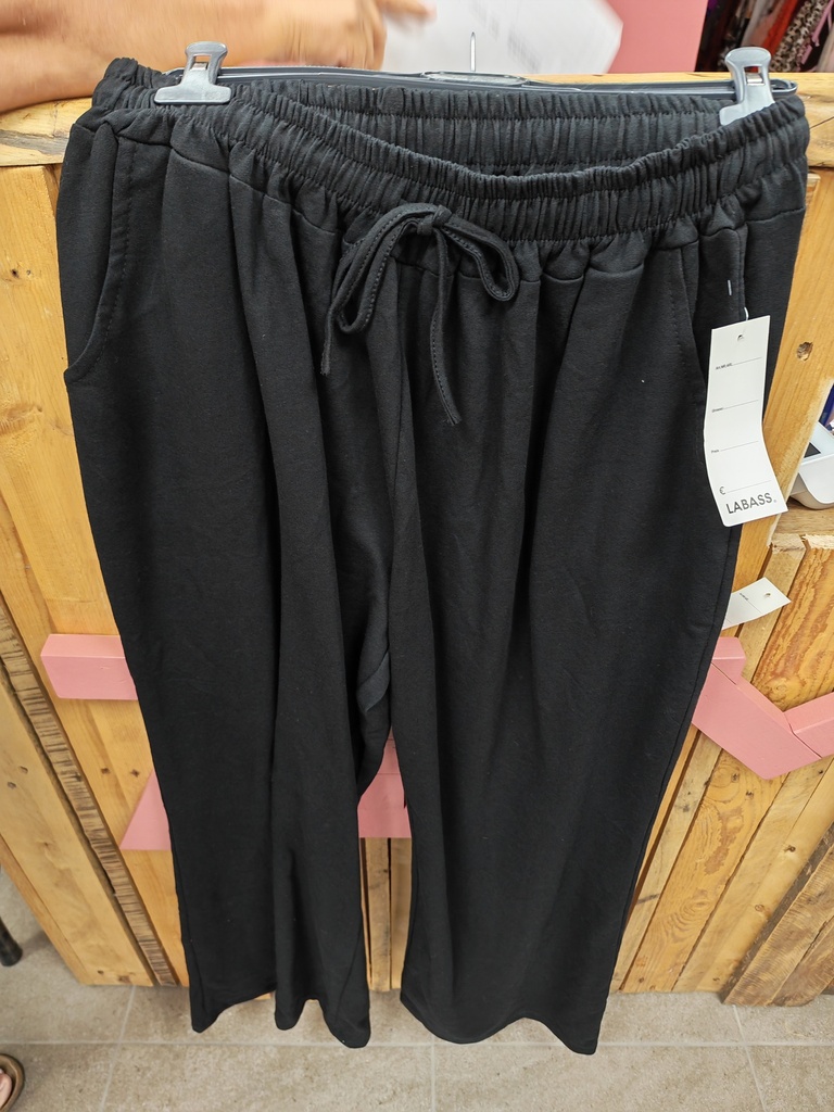 Pantalon jambes droite et larges avec poches noir