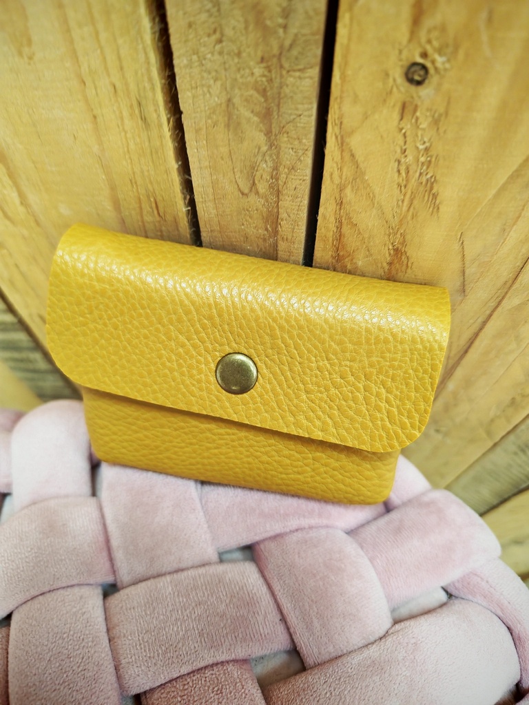 Pochette "Noisetier" 100% cuir Moutarde