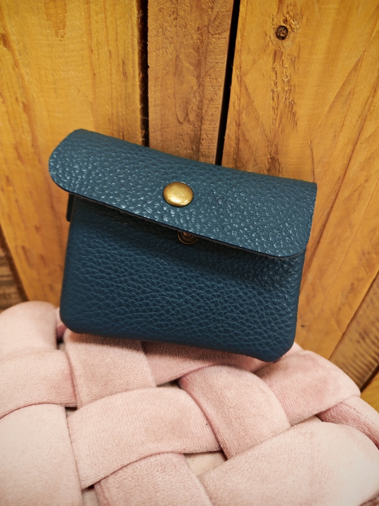 Pochette "Noisetier" 100% cuir Bleu Canard