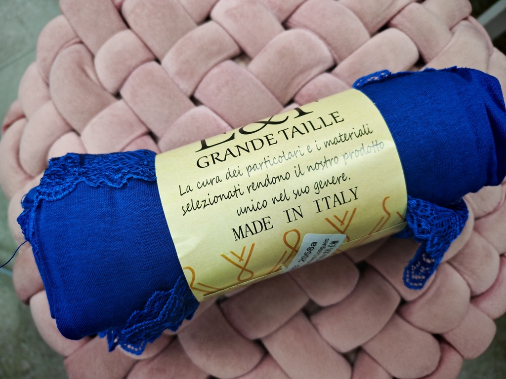 Top dentelle "Grenade" bleu roi