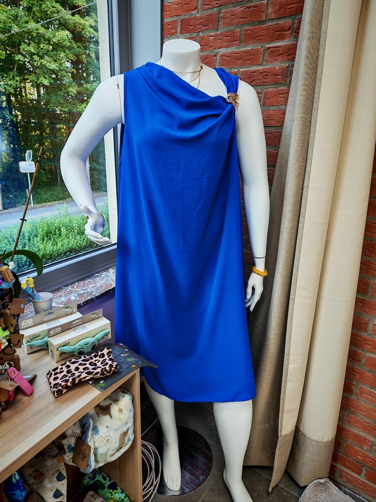 Robe Haiti broche bleue roi