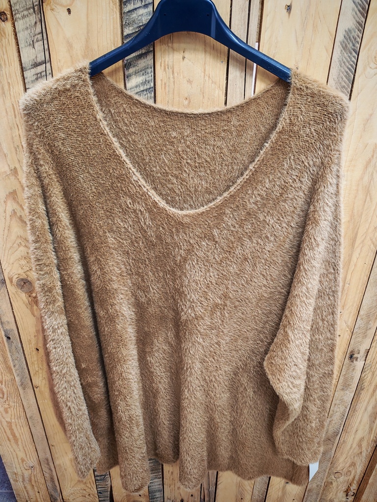 Pull "Chewie" Noisette