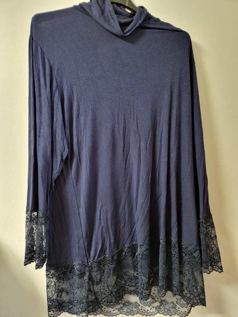 Sous pull dentelle marine"Télia"