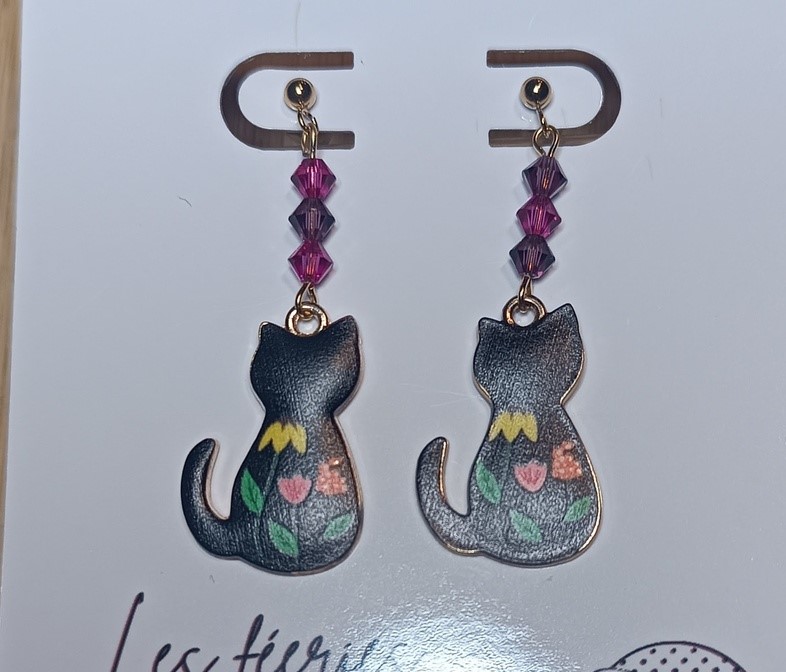 Boucles d'oreilles dorées Chats Noir/Fleurs Toupies 4mm tons Purple