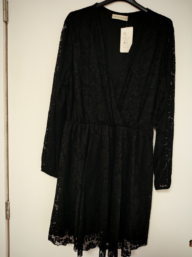Robe-short noire dentelle "Jude"