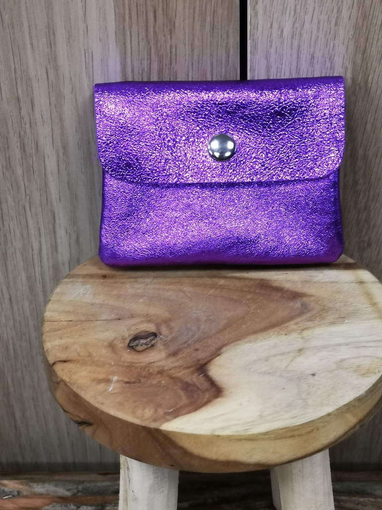 Petite pochette brillante mauve