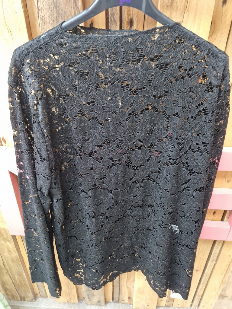 Top dentelle GT noir