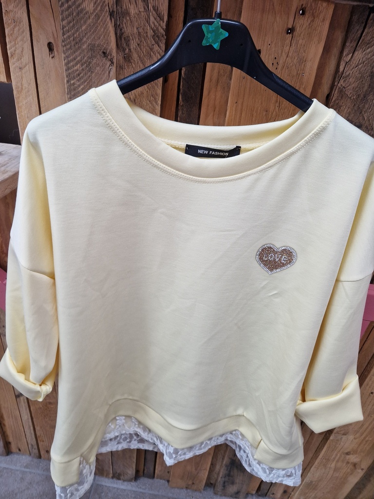 Pull love strass dentelle Jaune