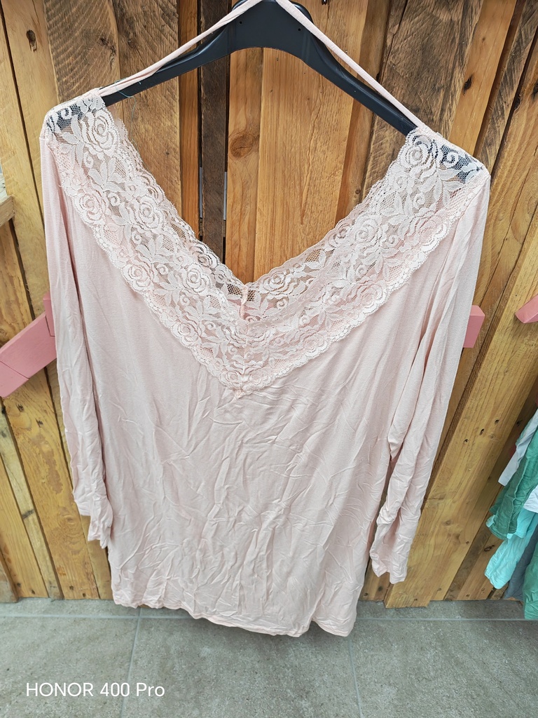 Top dentelle "Zemia" Rose pâle