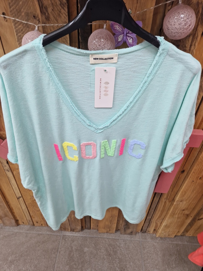 T-shirt "Iconic" vert eau