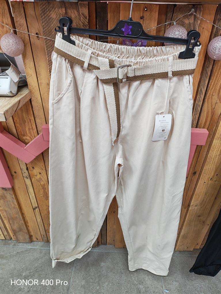 Pantalon "Zinia" avec ceinture beige