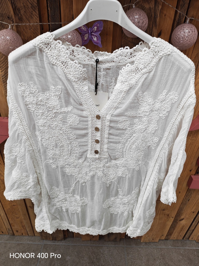 Blouse blanche crochet "Lorea"