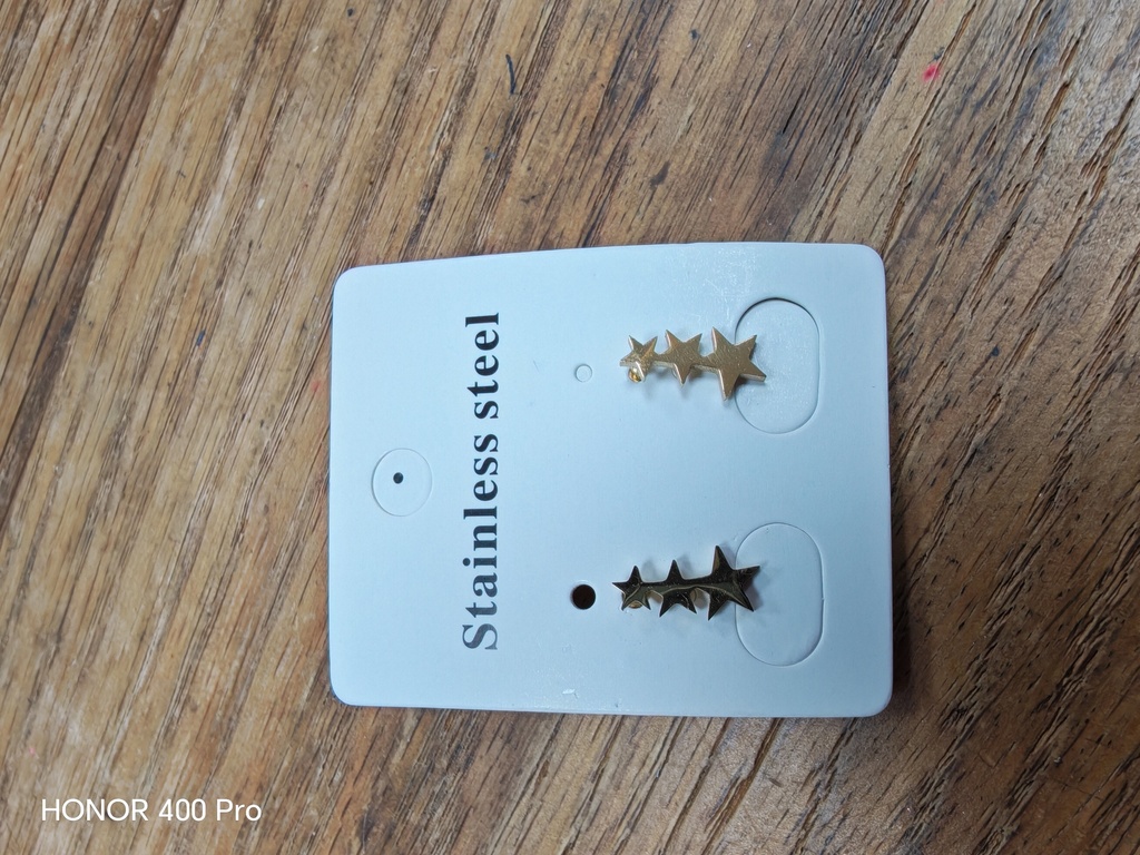 Boucles d'oreilles Acier Chirurgical dorées trio étoiles