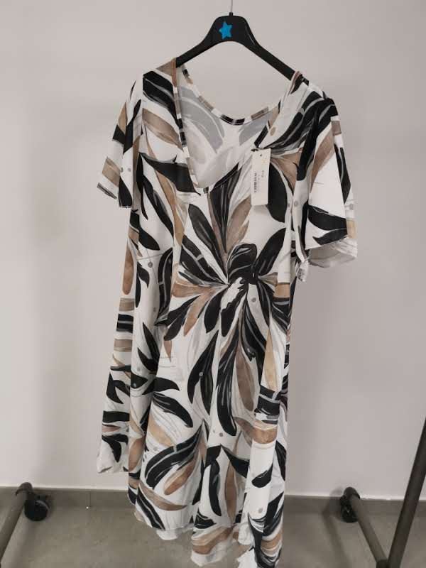 Robe "Suri" feuillage noir
