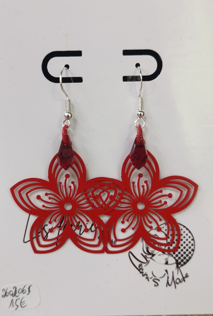 Boucles d'oreilles fleurs ajourées rouge gouttes Siam