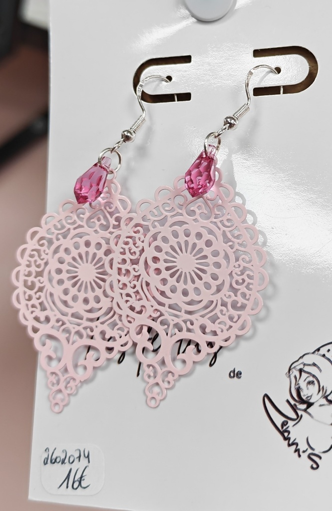 Boucles d'oreilles Losanges baroques rose gouttes rose