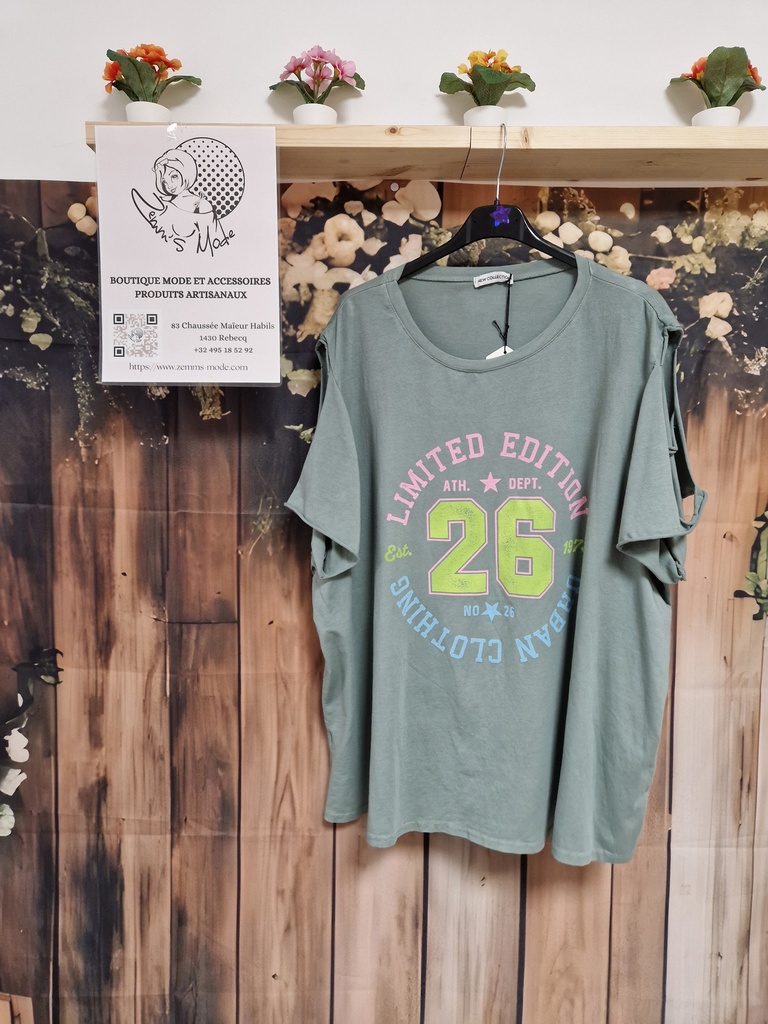 T-shirt "Limited Edition" épaules dénudées vert sauge