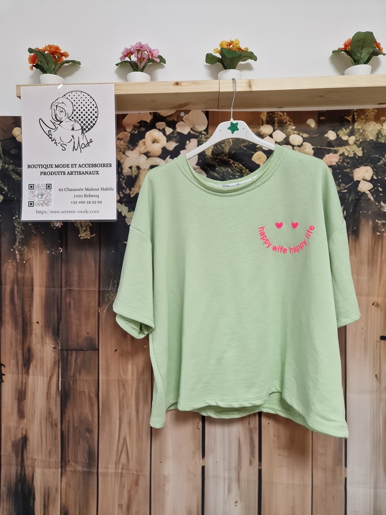 Pull "Happy Wife, Happy Life" vert sauge écritures rose fluo