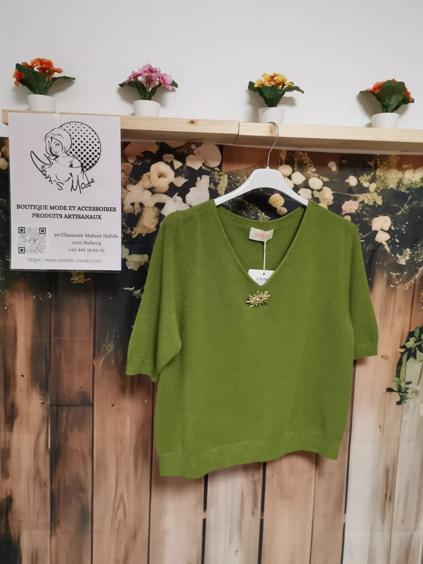 Pull manches courtes broche soleil Vert anis (TU max. 46)