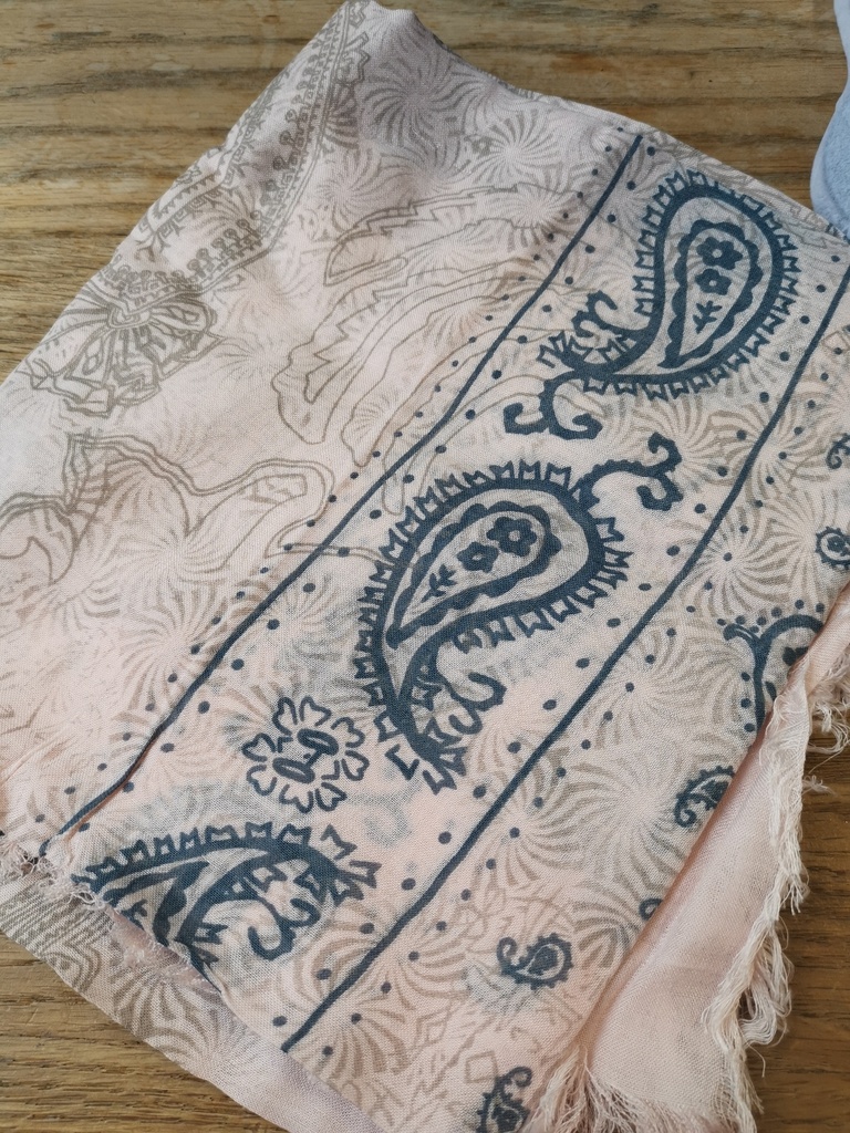  foulard + dessin