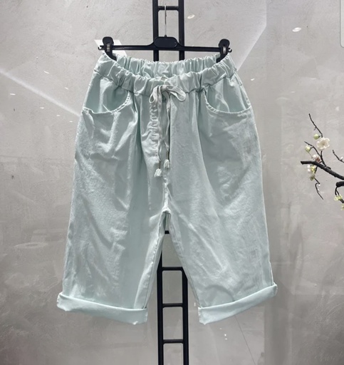 pantacourts "magiques" vert eau
