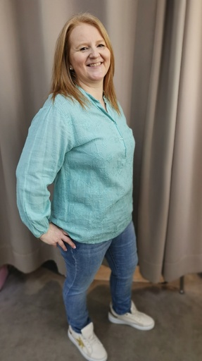 Blouse broderie Olga vert eau