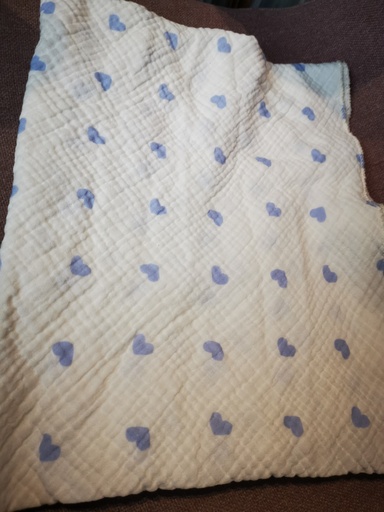 Foulard cœur en gaze de coton bleu
