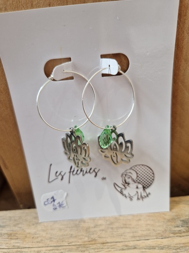 Boucles d'oreilles argentées fleurs lotus/gouttes perridot Swarovski (Fééries)