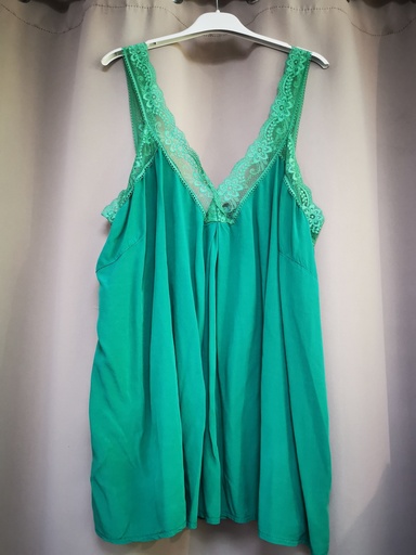 Top uni dentelle "Tiana" vert