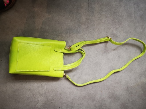 Sac rectangulaire en cuir "Pia" vert anis