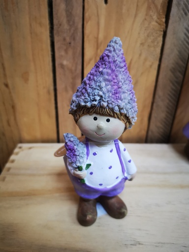 Garçon avec lavande