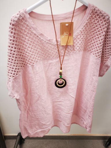 blouse Chloé rose pâle +collier